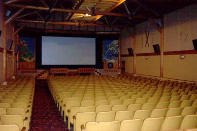 Pines Theatre - Screen (newer photo)
